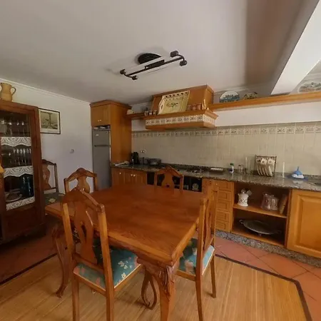 Mirador Del Castillo Holiday home Monforte De Lemos